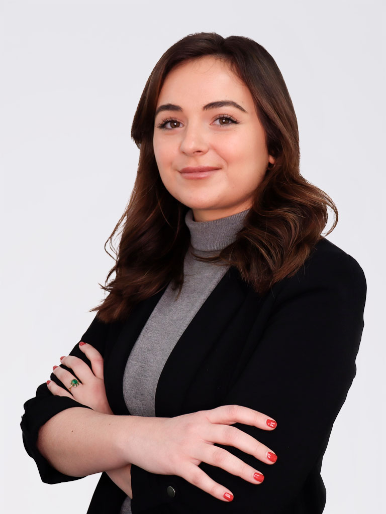 Julia López, Tax Area Lawyer in CECA MAGÁN Abogados